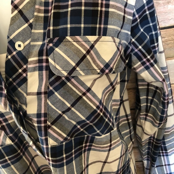 Banana Republic Plaid Half Button shirt - Picture 5 of 7
